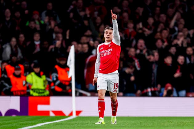 LONDON, ENGLAND - MARCH 17: Leandro Trossard of Arsenal gestures during the UEFA Champions League 2025 26 Round of 16 Second Leg match between Arsenal FC and Bayer 04 Leverkusen at Arsenal Stadium on March 17, 2026 in London, England.  Copyright: xRenexNijhuis MBxMediax