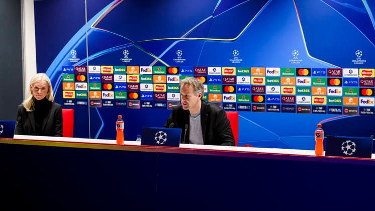 LONDON, ENGLAND - MARCH 17: Bayer 04 Leverkusen head coach Kasper Hjulmand attends a press conference, PK, Pressekonferenz after the UEFA Champions League 2025 26 Round of 16 Second Leg match between Arsenal FC and Bayer 04 Leverkusen at Arsenal Stadium on March 17, 2026 in London, England.  Copyright: xRenexNijhuis MBxMediax