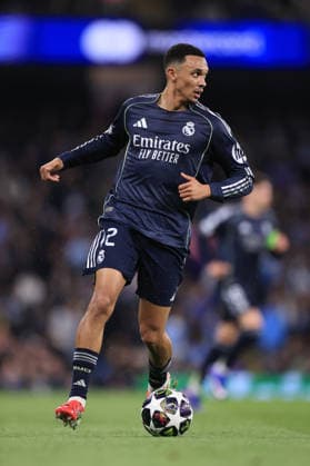 Fußball UEFA Champions League Achtelfinale Manchester City gegen Real Madrid 17. März 2026 UEFA Champions League Achtelfinale Manchester City gegen Real Madrid Trent Alexander Arnold von Real Madrid Foto Simon Stacpoole Abseits Manchester UK  Copyright: xSimonxStacpoolexOffside
