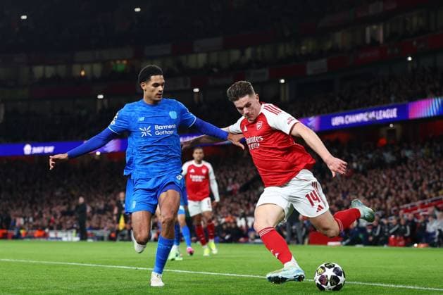 Viktor Gyokeres of Arsenal under pressure from Jarell Quansah of Bayer Leverkusen Arsenal v Bayer 04 Leverkusen, UEFA Champions League, Round of 16, Second Leg, Football, Emirates Stadium, London, UK - 17 Mar 2026London Emirates Stadium United Kingdom EDITORIAL USE ONLY No use with unauthorised audio, video, data, fixture lists, club league logos or live services. Online in-match use limited to 120 images, no video emulation. No use in betting, games or single club league player publications.  Copyright: xSimonxDael Shutterstockx 16776376dr