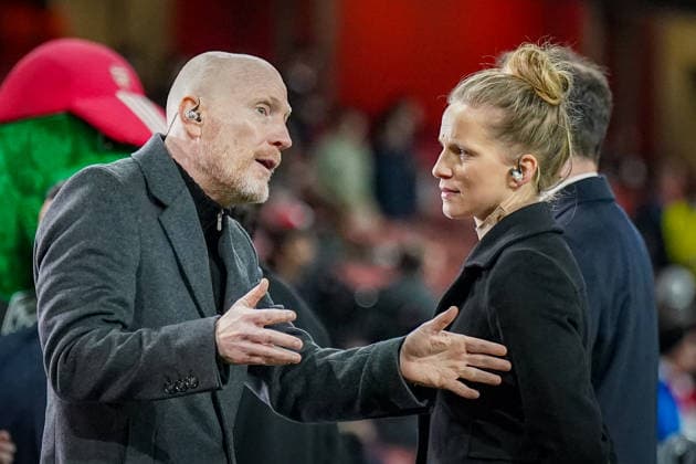 England Football UEFA Champions League 2025 2026, Round of 16 second leg FC Arsenal London vs Bayer 04 Leverkusen Emirates Stadium London Tabea Kemme and Matthias Sammer TV Expert, Prime Video Facial expression, facial expression, emotion, gesture, gesture Copyright: xJOERANxSTEINSIEKx