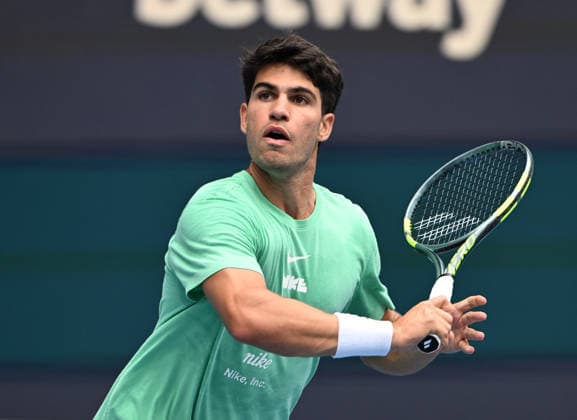 MIAMI GARDENS FL - MARCH 17: Carlos Alcaraz is seen on the practice court at The Miami Open held at Hard Rock Stadium on March 17, 2026 in Miami Gardens, Florida Copyright: xmpi04 MediaPunchx