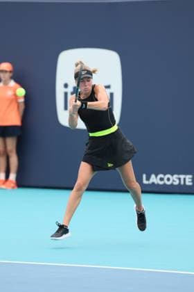 MIAMI GARDENS, FLORIDA - MARCH 17: McCartney Kessler of the United States defeats Magdalena Frech of Poland during their match on day 1 of the Miami Open at Hard Rock Stadium on March 17, 2026 in Miami Gardens, Florida. People: Magdalena Frech Copyright: xhoo-me.com MediaPunchx