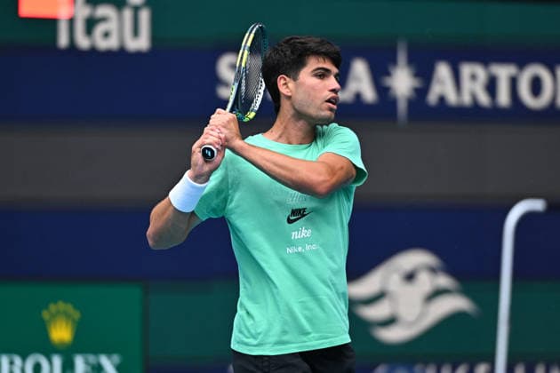 Itau Miami Open Carlos Alcaraz (ESP) during practice at the Itau Miami Open in Miami , USA, on March 17, 2026. Photo by Corinne Dubreuil ABACAPRESS.COM Miami United States  Copyright: xDubreuilxCorinne ABACAx