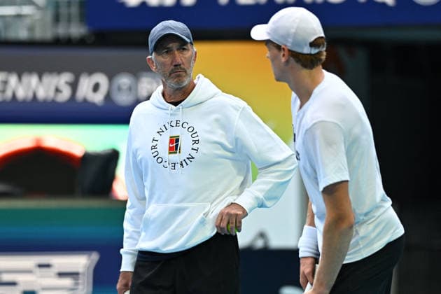 Itau Miami Open Jannik Sinner (ITA) during practice at the Itau Miami Open in Miami , USA, on March 17, 2026. Photo by Corinne Dubreuil ABACAPRESS.COM Miami United States  Copyright: xDubreuilxCorinne ABACAx