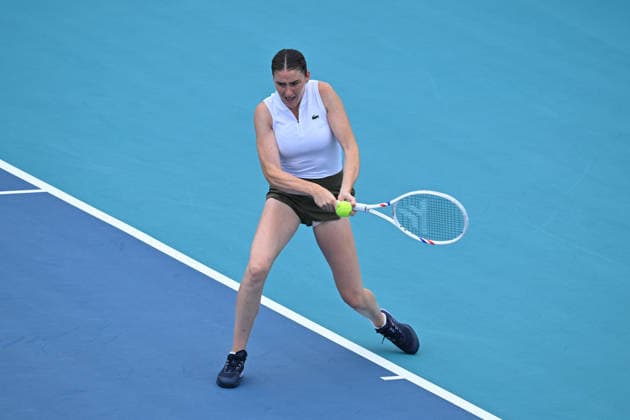 Itau Miami Open Elsa Jacquemot (FRA) duringher first round match at the Itau Miami Open in Miami , USA, on March 17, 2026. Photo by Corinne Dubreuil ABACAPRESS.COM Miami United States  Copyright: xDubreuilxCorinne ABACAx