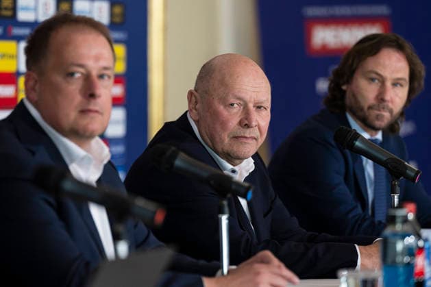 From left president of the Football Association of the Czech Republic (FACR) David Trunda, Czech head coach Miroslav Koubek and general manager of Czech Team Pavel Nedved speak during the press conference, PK, Pressekonferenz to announce Czech national football team s roster for World Cup qualifying playoff matches in Prague, Czech Republic, March 17, 2026. (CTKxPhoto MichalxKamaryt) CTKPhotoP2026031707795  CTKPhotoP2026031707795