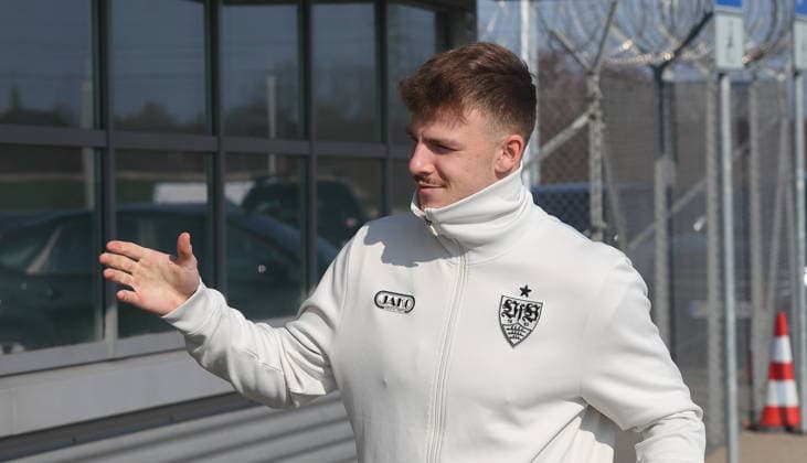 Stuttgart , Departure VfB Stuttgart for Europa League match in Porto , Finn Jeltsch