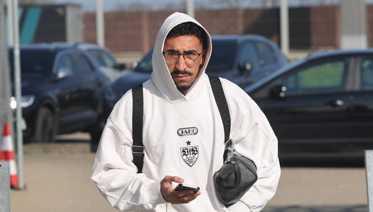 Stuttgart , Departure VfB Stuttgart for Europa League match in Porto , Tiago Tomas