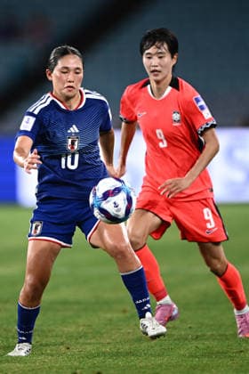 SOCCER ASIAN CUP WOMEN SOUTH KOREA JAPAN, Fuka Nagano of Japan competes for possession with Mun Eunju of Korea Republic during the AFC Women s Asian Cup Semi Final 2 between Korea Republic and Japan at Stadium Australia in Sydney, Wednesday, March 18, 2026. ( NO ARCHIVING, EDITORIAL USE ONLY SYDNEY NEW SOUTH WALES AUSTRALIA  Copyright: xDANxHIMBRECHTSx 20260318189727291200