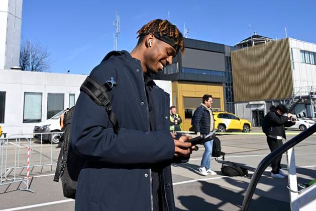 Freiburg v KRC Genk - UEFA Europa League Media Activities 18 03 2026 MAASTRICHT, BELGIUM - MARCH 18 : Adedeji Sternberg Noah forward of KRC Genk pictured at the Maastricht Aachen airport before departure for the UEFA Europa League 2025 26 round of 16 match second leg between Freiburg and KRC Genk on March 18, 2026 in Maastricht, Belgium, 18 03 2026 Maastricht Belgium  Copyright: xDhax