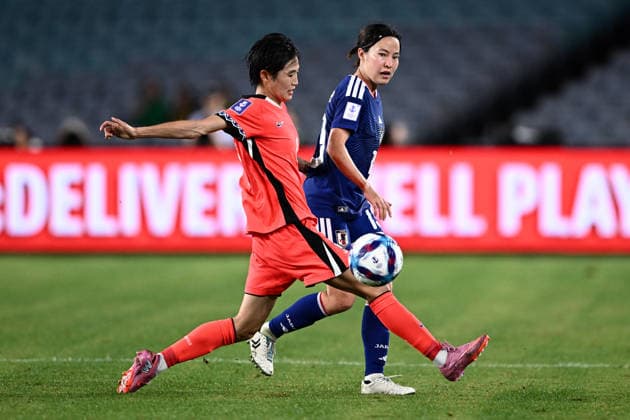 SOCCER ASIAN CUP WOMEN SOUTH KOREA JAPAN, Kim Hyeri of Korea Republic competes for possession with Hikaru Kitagawa of Japan during the AFC Women s Asian Cup Semi Final 2 between Korea Republic and Japan at Stadium Australia in Sydney, Wednesday, March 18, 2026. ( NO ARCHIVING, EDITORIAL USE ONLY SYDNEY NEW SOUTH WALES AUSTRALIA  Copyright: xDANxHIMBRECHTSx 20260318182007104740