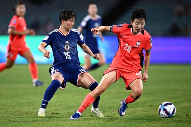 SOCCER ASIAN CUP WOMEN SOUTH KOREA JAPAN, Kim Hyeri of Korea Republic competes for possession with Aoba Fujino of Japan during the AFC Women s Asian Cup Semi Final 2 between Korea Republic and Japan at Stadium Australia in Sydney, Wednesday, March 18, 2026. ( NO ARCHIVING, EDITORIAL USE ONLY SYDNEY NEW SOUTH WALES AUSTRALIA  Copyright: xDANxHIMBRECHTSx 20260318194579276605