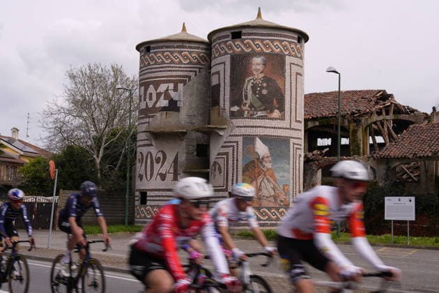 The race during the men s elite one-day Milano-Torino cycling race from Rho to Superga, Italy, Wednesday, March 18, 2026. - Cycling.  Copyright: xFabioxFerrari LaPressex