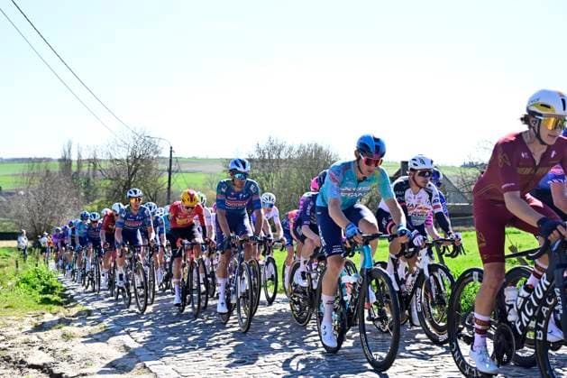 Danilith Nokere Koerse 2026 Cycling Race NOKERE, BELGIUM - MARCH 18 : illustration picture peloton during the 79th edition of Danilith Nokere Koerse an UCI ProSeries 1.Pro one day cycling road race for Men Elite of km with start in Deinze and finish in Nokere on March 18, 2026 in Nokere, Belgium, 18 03 2026 ( Motordriver Danilith Nokere Koerse Cycling Race - Nokere Belgium  Copyright: xJanxDexMeuleneirx