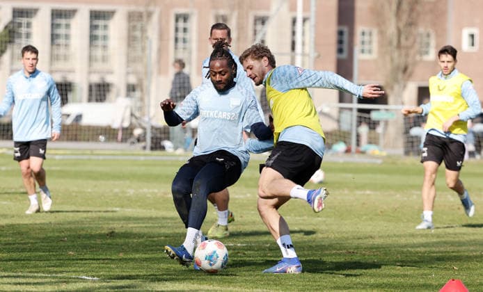 Deyovaisio Zeefuik, Marton Dardai duel match scene action sport soccer soccer season 2025 2026 2 Bundesliga men DFL 18 03 2026 Training Hertha BSC Berlin DFL regulations prohibit any use of photographs as image sequences and or quasi video
