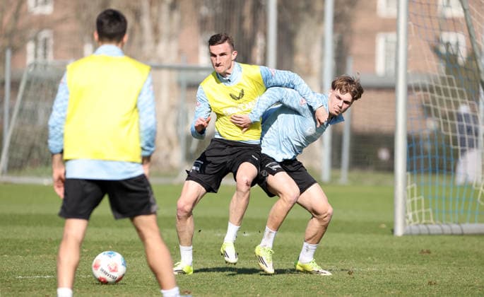 Niklas Kolbe, Niklas Hildebrandt Zweikampf Spielzene Action Sport Fußball Fußball Saison 2025 2026 2 Bundesliga Herren DFL 18 03 2026 Training Hertha BSC Berlin DFL regulations prohibit any use of photographs as image sequences and or quasi video