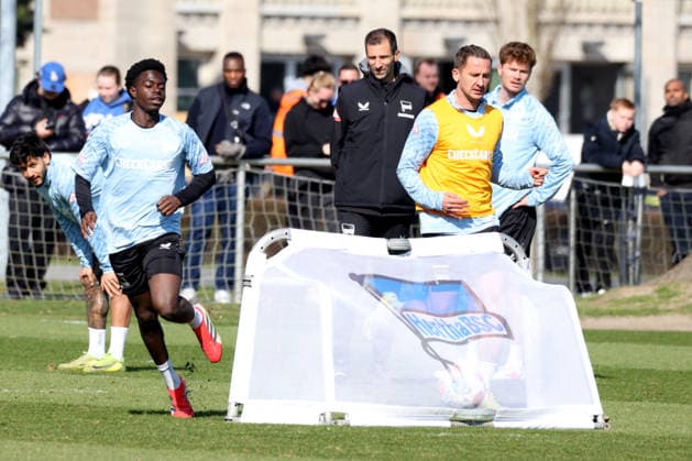 DEU, DFL, 2 FBL Hertha BSC, Training, 18 03 2026, Sportforum, Berlin, DEU, DFL, 2 FBL Hertha BSC, Training, im Bild Boris Lum Hertha BSC Berlin 21 , Paul Seguin Hertha BSC Berlin 30 DFL regulations prohibit any use of Photographs as image sequences and or quasi video nordphotoxGmbHx xEngler nph00076