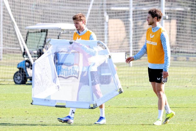 DEU, DFL, 2 FBL Hertha BSC, Training, 18 03 2026, Sportforum, Berlin, DEU, DFL, 2 FBL Hertha BSC, Training, in the picture Marton Dardai Hertha BSC Berlin 31 , Linus Gechter Hertha BSC Berlin 44 DFL regulations prohibit any use of Photographs as image sequences and or quasi video nordphotoxGmbHx xEngler nph00076