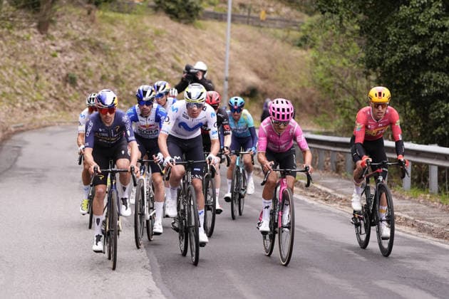 The pack rides during the men s elite one-day Milano-Torino cycling race from Rho to Superga, Italy, Wednesday, March 18, 2026. - Cycling.  Copyright: xFabioxFerrari LaPressex