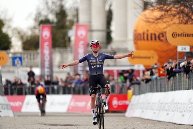 Pidcock Thomas of Pinarello-q36.5 Pro Cycling Team winner of the race on the finish line during the men s elite one-day Milano-Torino cycling race from Rho to Superga, Italy, Wednesday, March 18, 2026. - Cycling.  Copyright: xMassimoxPaolone LaPressex