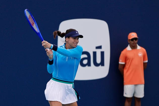 MIAMI GARDENS, FL - MARCH 17: Ajla Tomljanovic (AUS) in action during a Women™s Singles qualifying 2nd round match with Simona Waltert (SUI) at the Miami Open on March 17, 2026, at Hard Rock Stadium in Miami Gardens, Florida,(Photo by Chris Arjoon Icon Sportswire) TENNIS: MAR 17 Miami Open EDITORIAL USE ONLY Icon2603170010150