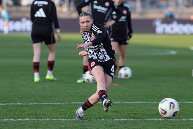 FBL Womens Bundesliga Eintracht Frankfurt and TSG Hoffenheim Warm up Elisa Senss Eintracht Frankfurt during the Google Pixel Womens Bundesliga match between Eintracht Frankfurt and TSG Hoffenheim on March 18, 2026, at Stadion am Brentanobad in Frankfurt am Main, Germany Copyright: JoaquimxFerreira