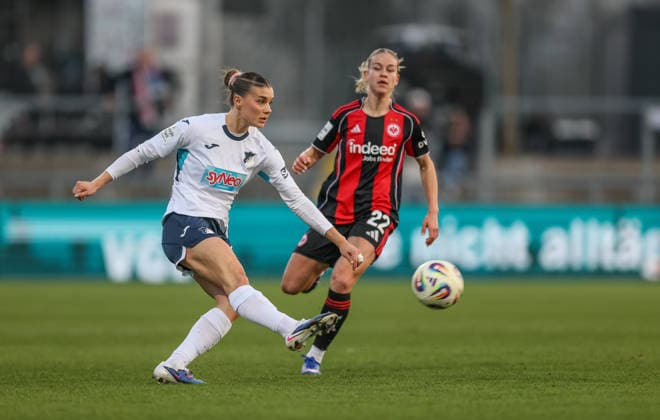 GER, Frankfurt, Eintracht Frankfurt vs TSG Hoffenheim, Google Pixel Bundesliga, Football, DFB, Season 2025 2026, Stadion am Brentanobad, 15 Matchday in picture f l Selina Cerci TSG Hoffenheim Women 29 , Nadine Riesen Eintracht Frankfurt Women 22 DFB DFL REGULATIONS PROHIBIT ANY USE OF PHOTOGRAPHS AS IMAGE SEQUENCES AND OR QUASI VIDEO, 18 03 2026 Copyright: HMBxMedia HendrikxHamelau