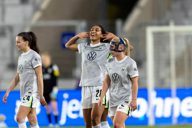 Google Pixel Frauen Bundesliga FC Carl Zeiss Jena vs VfL Wolfsburg Jena 18 03 2026 Cora Zicai 28 VfL Wolfsburg Google Pixel Frauen Bundesliga FC Carl Zeiss Jena vs VfL Wolfsburg ad hoc arena im Ernst Abbe Sportfeld 18 03 2026 DFB REGULATIONS PROHIBIT ANY USE OF PHOTOGRAPHS AS IMAGE SEQUENCES AND OR QUASI VIDEO Copyright: xBEAUTIFULxSPORTS Duehringx