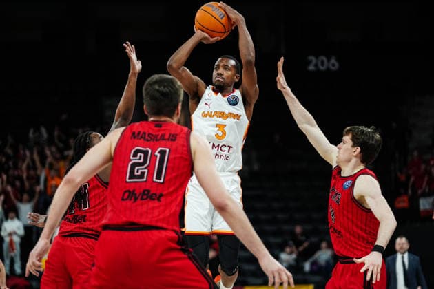 Galatasaray MCT Technic v Rytas Vilnius - Basketball Champions League ISTANBUL, TURKIYE - MARCH 18: Errick McCollum (3) of Galatasaray MCT Technic in action against Gytis Masiulis (21) of Rytas Vilnius during the Basketball Champions League Round of 16 in the sixth and final week of Group I match between Galatasaray MCT Technic and Rytas Vilnius at the Turkcell Basketball Development Center in Istanbul, Turkiye, on March 18, 2026. Hakan Akgun Anadolu Istanbul Turkey. Editorial use only. Please get in touch for any other usage.  Copyright: x2026xAnadoluxHakanxAkgunx