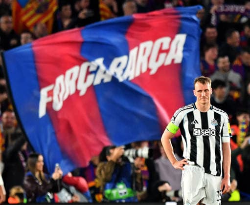 FC Barcelona, Barca v Newcastle United, UEFA Champions League, Football, Camp Nou, Barcelona, SP - 18 Mar 2026 Dan Burn of Newcastle United looks dejected as Robert Lewandowski of Barcelona scores his teams sixth goal making the score 6-2. Barcelona Camp Nou Barcelona SP, UK NEWSPAPERS OUT Copyright: xMarkxEnfieldx