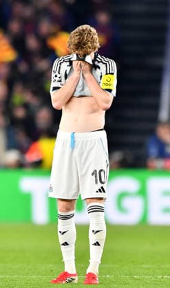 FC Barcelona, Barca v Newcastle United, UEFA Champions League, Football, Camp Nou, Barcelona, SP - 18 Mar 2026 Anthony Gordon of Newcastle United looks dejected Barcelona score their seventh goal. Barcelona Camp Nou Barcelona SP, UK NEWSPAPERS OUT Copyright: xMarkxEnfieldx