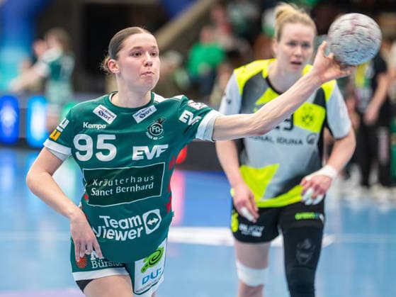 Lara Daeuble Frisch Auf Women, 95 on the seven-meter, Frisch Auf Goeppingen vs Borussia Dortmund, Handball, 1 Bundesliga, Season 2025 2026, 18 03 2026 Frisch Auf Goeppingen vs Borussia Dortmund, Handball, 1 Bundesliga, Season 2025 2026, 18 03 2026 Goeppingen Copyright: xMichaelxSchmidt Eibner-Pressefotx EP_MST