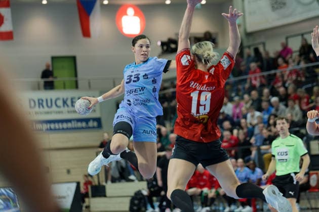 Lucie Marie Kretzschmar Flames, 33 , Lea Gruber Halle, 19 , SV Union Halle Neustadt vs HSG Bensheim Auerbach, Alsco Handball Bundesliga Frauen, Saison 2025 26, 20 Spieltag, 18 03 2026 Halle SWH Arena Sachsen Anhalt Germany