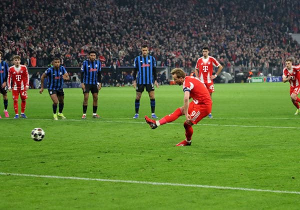 Football, Men, Champions League, Season 2025 2026, FC Bayern Munich Atalanta Bergamo, Round of 16 second leg, Allianz Arena 1 0 by Harry Kane FC Bayern Munich on penalty, Goal