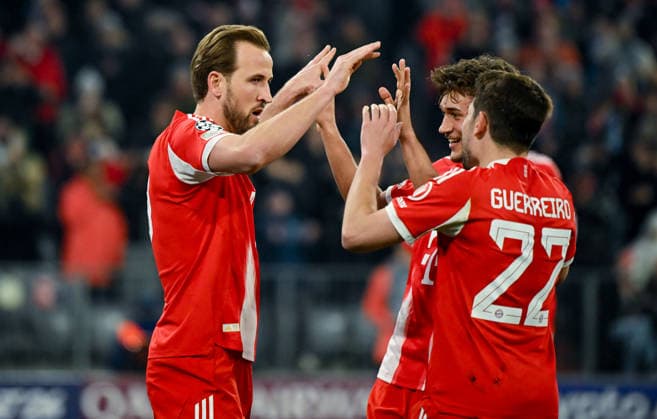 18 03 2026, xemx, Football UEFA Champions League, FC Bayern Muenchen Atalanta Bergamo v l Harry Kane FC Bayern Muenchen Jubel, Torjubel, celebrate the goal, jubiliert über das Tor zum 1 0 DFL DFB REGULATIONS PROHIBIT ANY USE OF PHOTOGRAPHS as IMAGE SEQUENCES and or QUASI VIDEO Muenchen