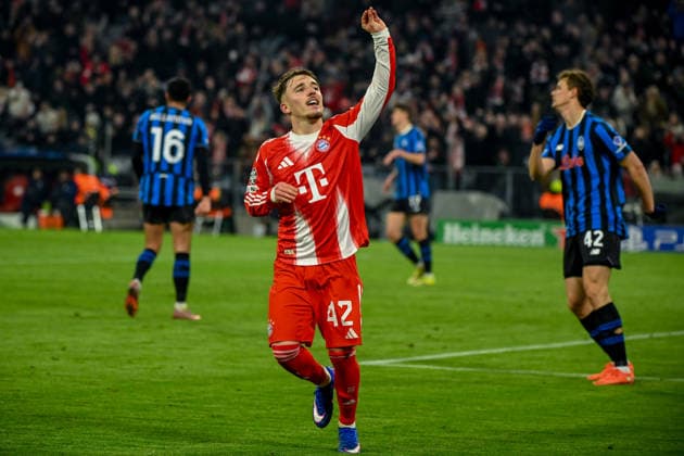 18 03 2026, xemx, Football UEFA Champions League, FC Bayern Muenchen Atalanta Bergamo v l Lennart Karl FC Bayern Muenchen Jubel, Torjubel, celebrate the goal, jubiliert über das Tor zum 3 0 DFL DFB REGULATIONS PROHIBIT ANY USE OF PHOTOGRAPHS as IMAGE SEQUENCES and or QUASI VIDEO Muenchen