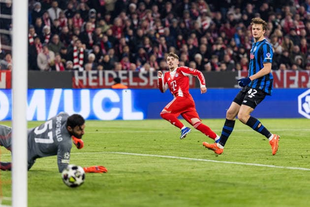 MUNICH GERMANY - MARCH 18: Lennart Karl (FC Bayern Muenchen, 42) scores the 3:0 goal during the UEFA Champions League match between FC Bayern Muenchen vs. Atalanta Bergamo at Allianz Arena at Round of 16 match of the UEFA Champions League on March 18, 2026 in Munich, Germany. Bavaria Germany Copyright: xSteffiexWunderlx