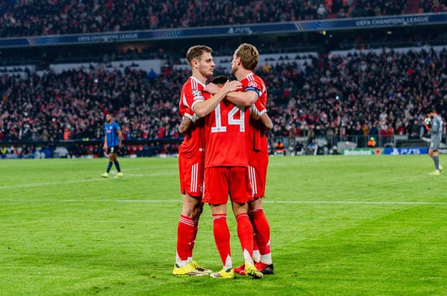 18 03 2026, FC Bayern München vs Atalanta Bergamo, UEFA Champions League, Round of 16 second leg goal for 4 0 by Luis Diaz FC Bayern München, 14 Josip Stanisic FC Bayern Muenchen, 44 Harry Kane FC Bayern Muenchen, 9 Regulations prohibit any use of photographs as image sequences and or quasi video Copyright: xBahhoxKarax