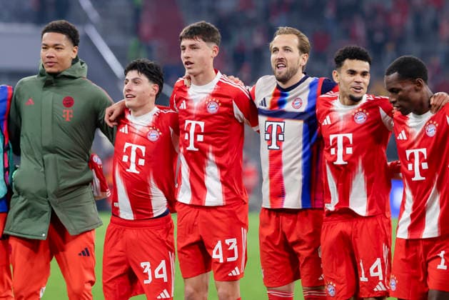 Goalkeeper Leonard Prescott FC Bayern Muenchen , Deniz Ofli FC Bayern Muenchen , Filip Pavic FC Bayern Muenchen , Harry Kane FC Bayern Muenchen , Luis Diaz FC Bayern Muenchen and Nicolas Jackson FC Bayern Muenchen cheer, UEFA Champions League 2025 26 Round of 16 Second Leg, FC Bayern München v Atalanta BC, Football Arena Munich on March 18, 2026 in Munich, Germany Photo by Marco Steinbrenner DeFodi Images Goalkeeper Leonard Prescott FC Bayern Muenchen , Deniz Ofli FC Bayern Muenchen , Filip Pavic FC Bayern Muenchen , Harry Kane FC Bayern Muenchen , Luis Diaz FC Bayern Muenchen and Nicolas Jackson FC Bayern Muenchen cheer, UEFA Champions League 2025 26 Round of 16 Second Leg, FC Bayern Muenchen v Atalanta BC, Football Arena Munich, March 18, 2026 in Munich, Germany Photo by Marco Steinbrenner DeFodi Images