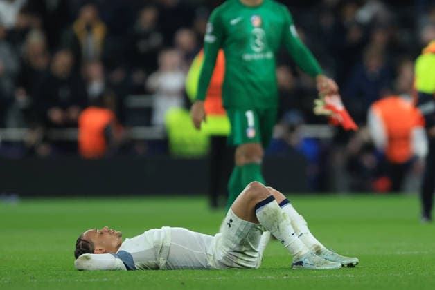 Tottenham Hotspur FC v Atletico de Madrid - UEFA Champions League 2025 26 Round of 16 Second Leg Xavi Simons of Tottenham Hotspur looks dejected after the UEFA Champions League 2025 26 Round of 16 Second Leg match between Tottenham Hotspur FC and Atletico de Madrid at Tottenham Hotspur Stadium on March 18, 2026 in London, England. WARNING! This Photograph May Only Be Used For Newspaper And Or Magazine Editorial Purposes. May Not Be Used For Publications Involving 1 player, 1 Club Or 1 Competition Without Written Authorisation From Football DataCo Ltd. For Any Queries, Please Contact Football DataCo Ltd on +44 (0) 207 864 9121 London Tottenham Hotspur Stadium England United Kingdom Copyright: xAllstarxPicturexLibraryxLtdx