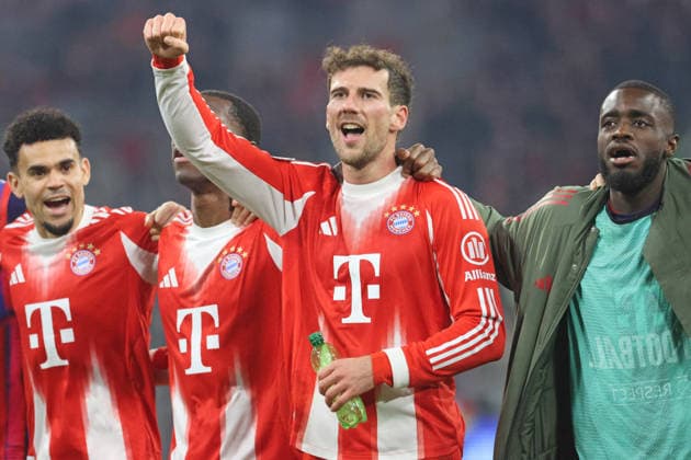 f l 14 Luis Diaz, 8 Leon Goretzka, 2 Dayot Upamecano FCB cheering, jubilation, at the end of the match, football FC Bayern Munich Atalanta Bergamo B C UEFA Champions League 18 03 2026 Allianz Arena PHOTO Mladen Lackovic LakoPress