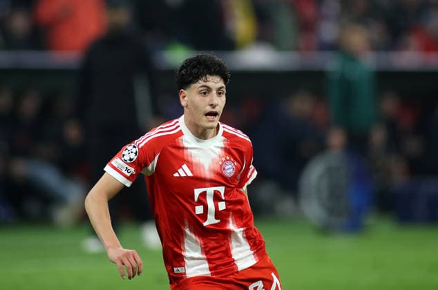 Football, Men, Champions League, Season 2025 2026, FC Bayern Munich Atalanta Bergamo, Round of 16 second leg, Allianz Arena Deniz Ofli FC Bayern Munich standing, head, upper body