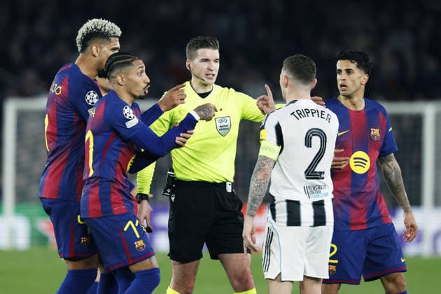 Francois Letexier (Referee), MARCH 18, 2026 - Football Soccer : UEFA Champions League round of 16 2nd leg match between FC Barcelona, Barca 7-2 Newcastle United FC at Spotify Camp Nou in Barcelona, Spain. Noxthirdxpartyxsales  aflo_324026977