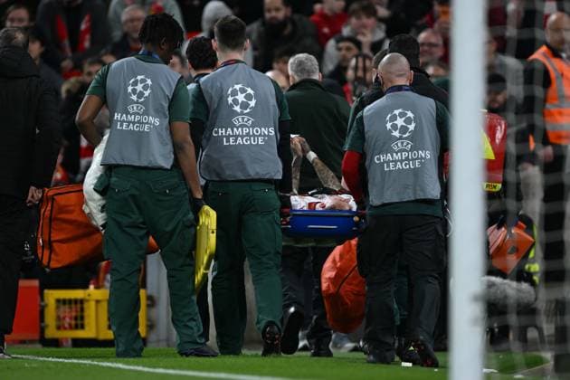 Liverpool v Galatasaray - UEFA Champions League LIVERPOOL, UNITED KINGDOM - MARCH 18: Noa Lang of Galatasaray injures during the UEFA Champions League Round of 16 2nd leg match between Liverpool and Galatasaray at Anfield Stadium in Liverpool, United Kingdom, on March 18, 2026. Rasid Necati Aslim Anadolu Liverpool United Kingdom. Editorial use only. Please get in touch for any other usage.  Copyright: x2026xAnadoluxRasidxNecatixAslimx