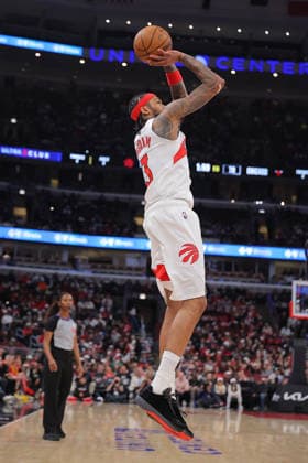 CHICAGO, IL - MARCH 18: Brandon Ingram 3 of the Toronto Raptors shoots a three-point basket during the second half against the Chicago Bulls on March 18, 2026 at the United Center in Chicago, Illinois. (Photo by Melissa Tamez Icon Sportswire) NBA, Basketball Herren, USA MAR 18 Toronto Raptors at Chicago Bulls EDITORIAL USE ONLY Icon260318020