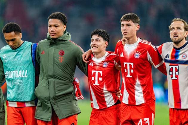 18 03 2026, FC Bayern München vs Atalanta Bergamo, UEFA Champions League, Round of 16 second leg Leonard Prescott FC Bayern München Deniz Ofli FC Bayern München Jonathan Asp Jensen FC Bayern München, 43 Harry Kane FC Bayern Muenchen, 9 Regulations prohibit any use of photographs as image sequences and or quasi video Copyright: xBahhoxKarax