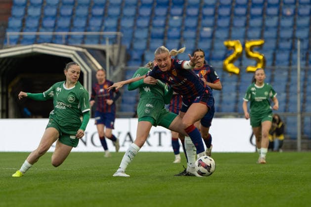 Switzerland AXA Women s Super League FC Basel vs FC St Gallen Women, Stadion St Jakob, Basel Anna Krog 23 FC Basel Copyright: xMelinaxFeldges xSteinsiek.chx