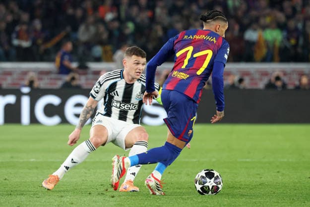 FC Barcelona, Barca v Newcastle United FC - UEFA Champions League 2025 26 Round of 16 Second Leg Raphinha Dias and Kieran Trippier play during the match between FC Barcelona and Newcastle FC in the second leg of the round of 16 of the UEFA Champions League at the Spotify Camp Nou in Barcelona, Spain, on March 18, 2026. Barcelona Barcelona Spain  Copyright: xUrbanandsportx originalFilename:urbanandsport-fcbarcel260318_npvgO.jpg