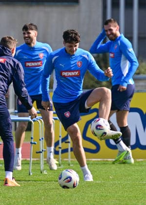 A first part of the Czech national football team has started its preparation for the World Cup play-offs in Prague, Czech Republic, on March 19, 2026. Ladislav Krejci at a training session. (CTKxPhoto RomanxVondrous) CTKPhotoP2026031904531  CTKPhotoP2026031904531